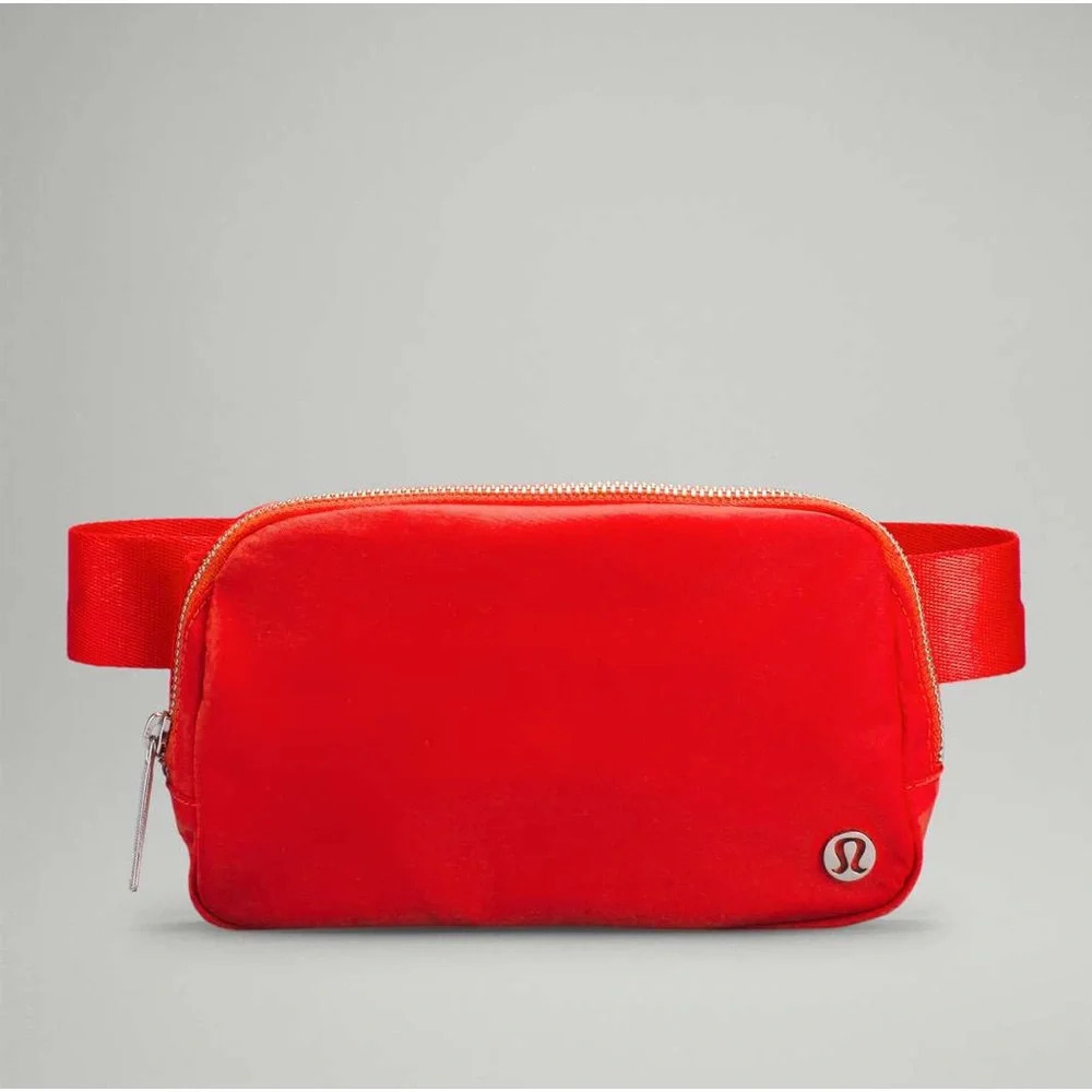 🆕❤️ OG Lululemon Everywhere Belt Bag - Autumn Red - Picture 6 of 8